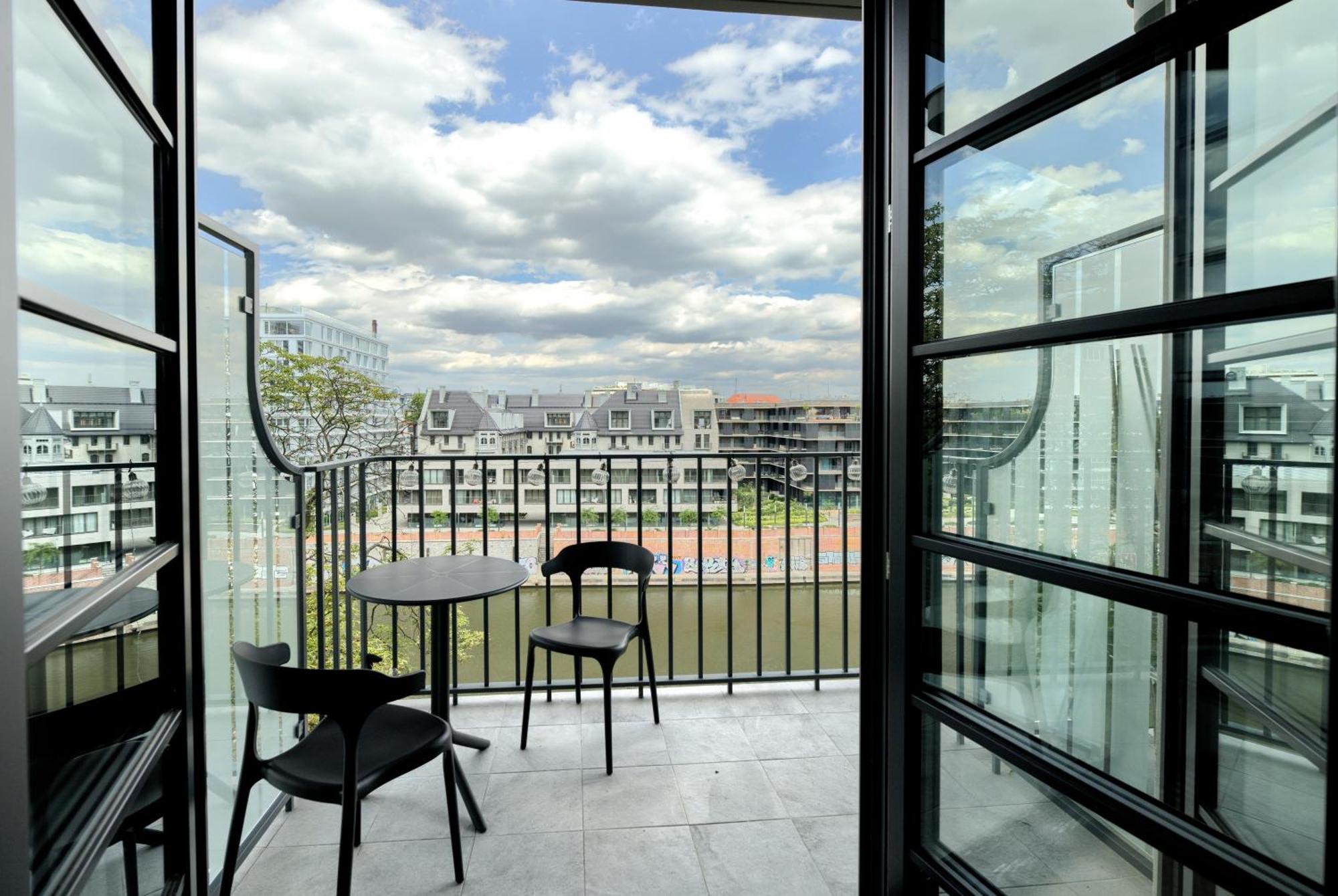 Aboutartapartments - By The River - Wroclaw — Zdjęcia 1